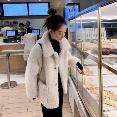 CHARM Small Xiangfeng lambs plush short coat women