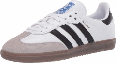 Men's football shoes