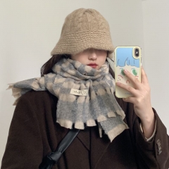 宝藏小众格子围巾保暖 宝藏小众格子围巾保暖