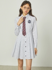 秋季新款学院风收腰显瘦条纹衬衫裙时髦连衣裙