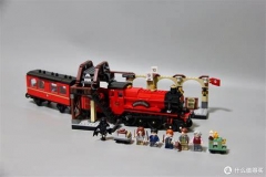 乐高霍格沃兹特快列车