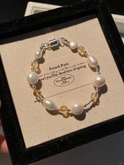 天然淡水珍珠黄水晶手串